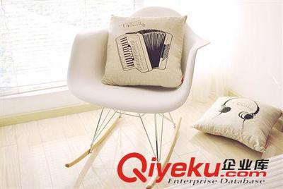 37度 音乐系列之手风琴棉麻抱枕套 布艺靠枕套 日韩杂货图片|37度 音乐系列之手风琴棉麻抱枕套 布艺靠枕套 日韩杂货产品图片由东莞市三十七度生活家居用品公司生产提供-
